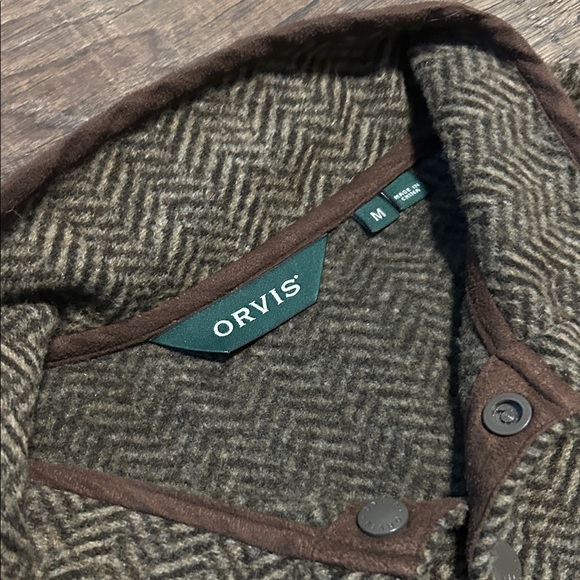 VTG Orvis Brown Herringbone Button-Up - Picture 2 of 3